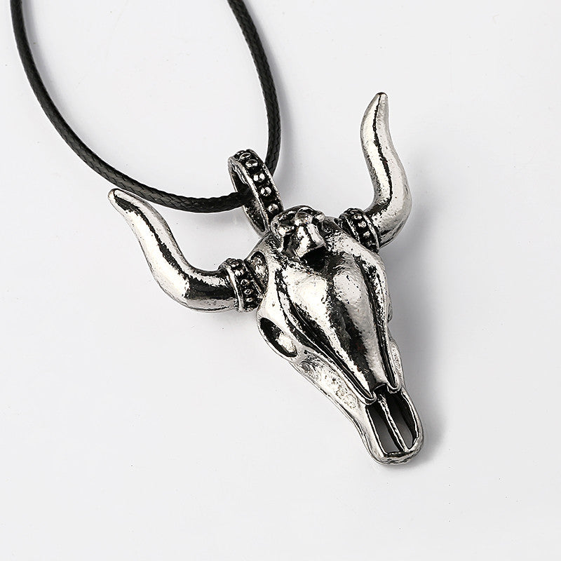 Vintage Retro Choker Viking Bull Skull Biker Necklace front
