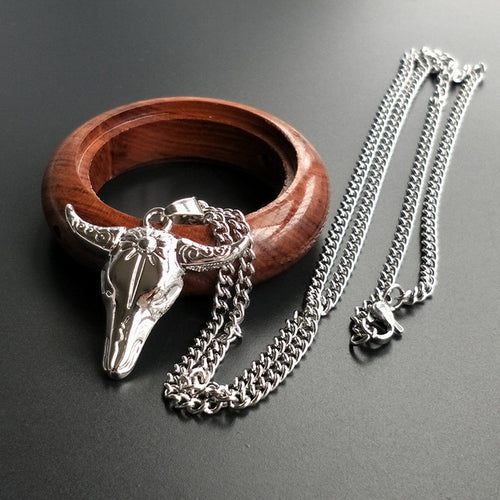 Men's Bull Head Stainless Steel Chain and Alloy Pendant