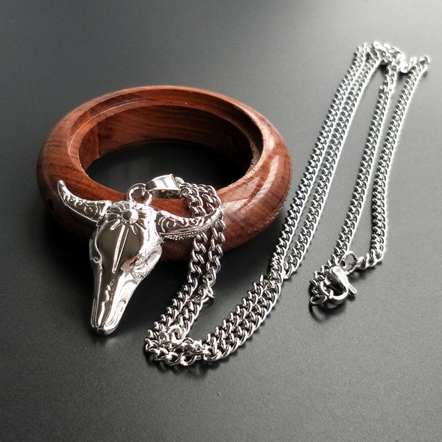 Men's Bull Head Stainless Steel Chain and Alloy Pendant